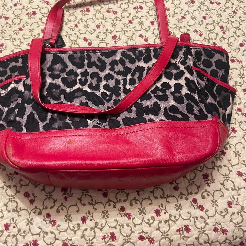 Gently used Coach Handbag